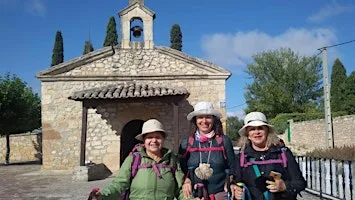 Caminamos como entrenamiento para el Camino de Santiago .