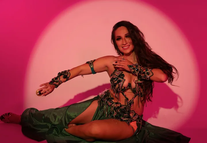Juliana רקדנית בטן - הזמנה