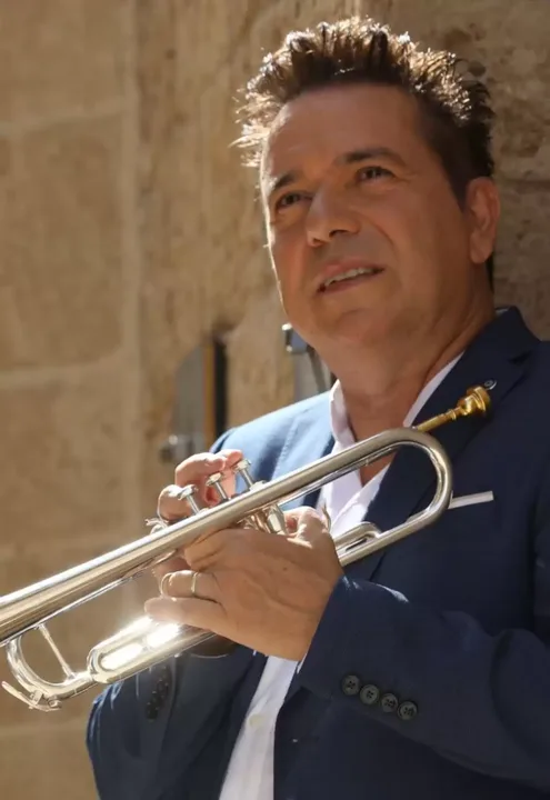 אריק דוידוב מארח את "טריו ציגאן" | "רוח צוענית"
