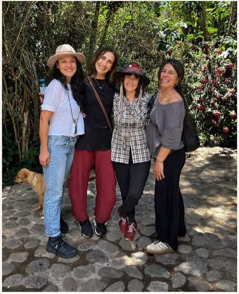 Munay with Carolina Ramirez and Isidora Muñiz