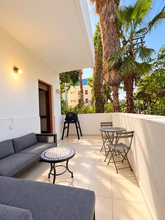 Apartment Showing